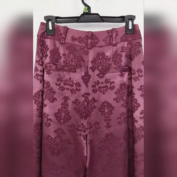 NWT...CINQ @ SEPT FAYE FLORAL BAROQUE SATIN JACQUARD 2 PIECE SUIT 8 - Picture 9 of 13